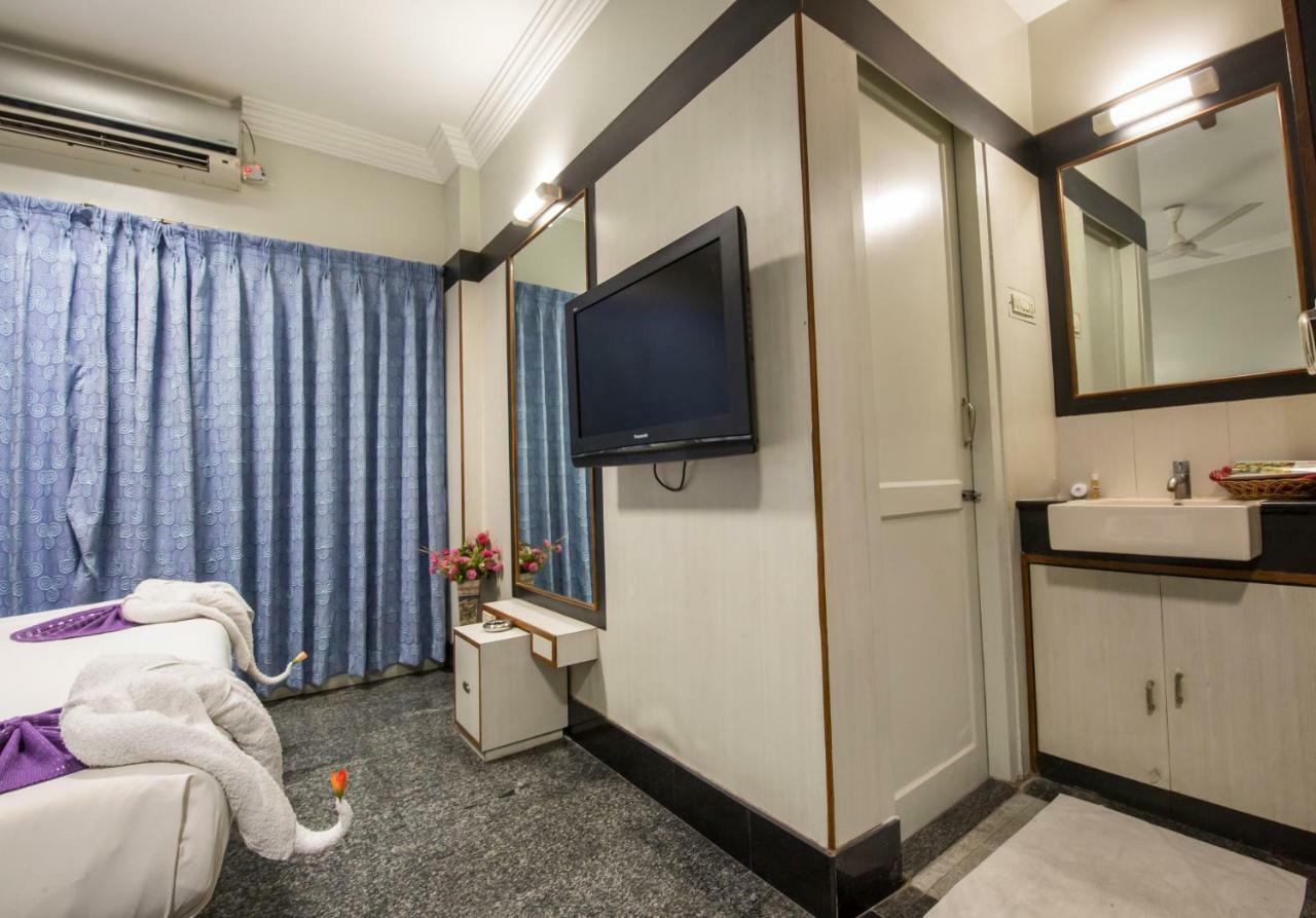 Palayankottai Hotel Aryaas מראה חיצוני תמונה
