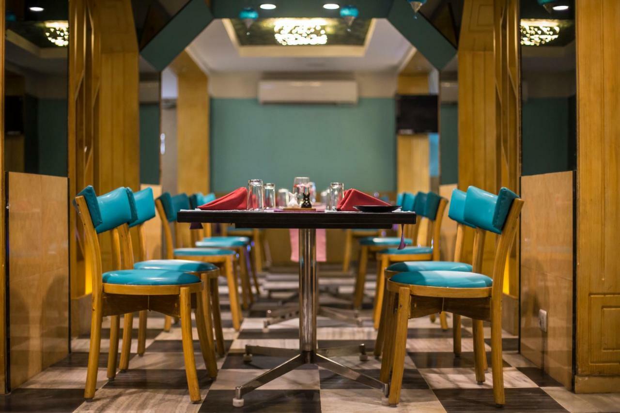 Palayankottai Hotel Aryaas מראה חיצוני תמונה